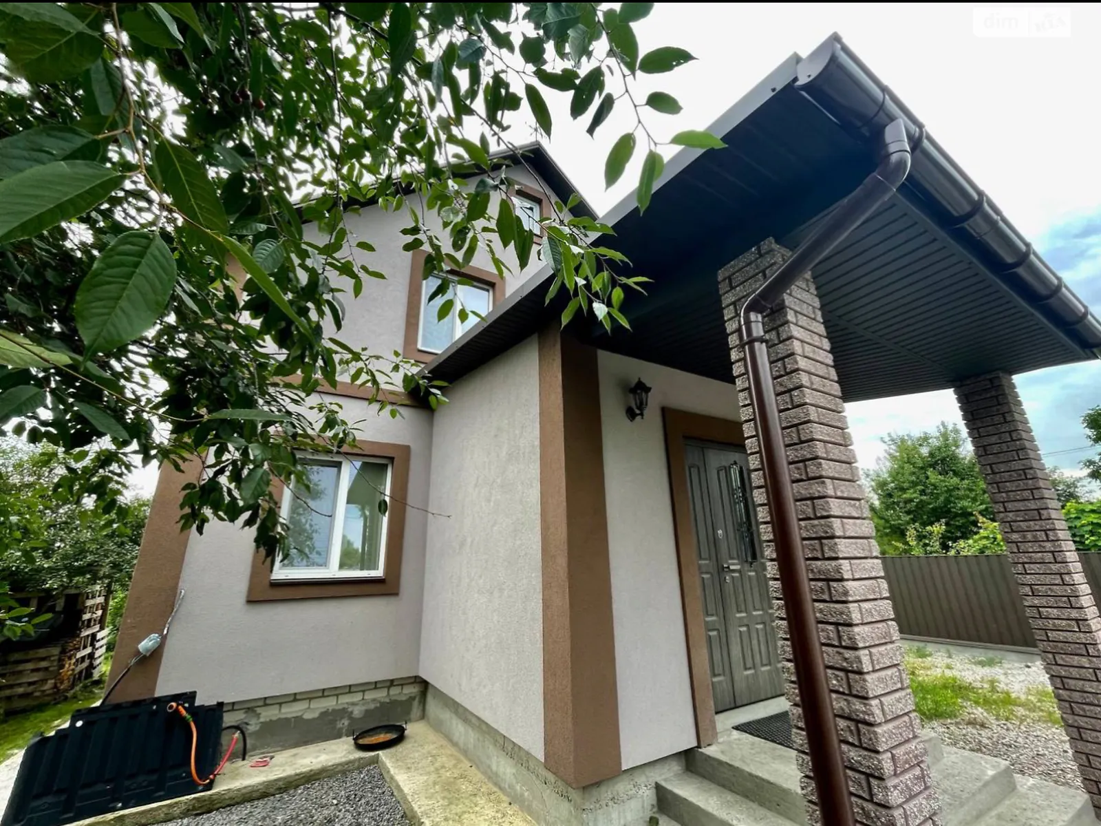 Продається будинок 2 поверховий 150 кв. м с басейном, цена: 146500 $ - фото 1