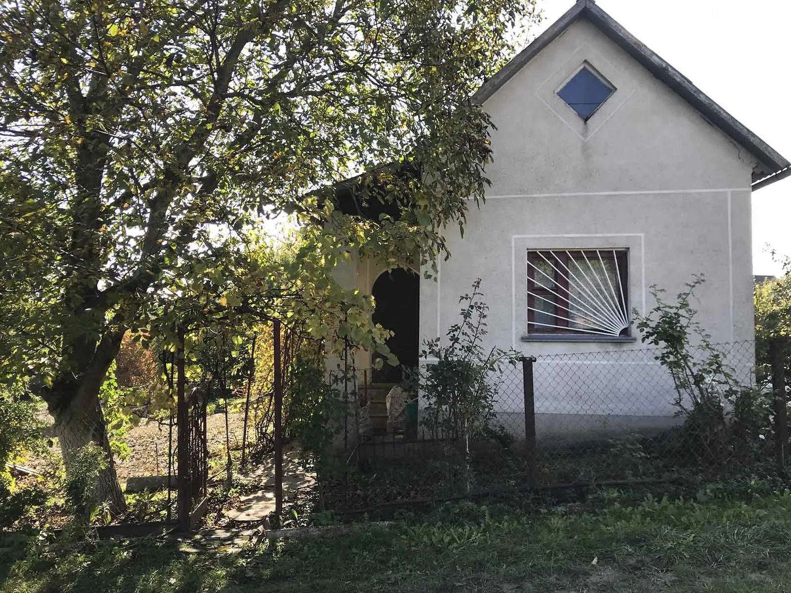 Продается одноэтажный дом 22 кв. м с подвалом, цена: 15000 $ - фото 1