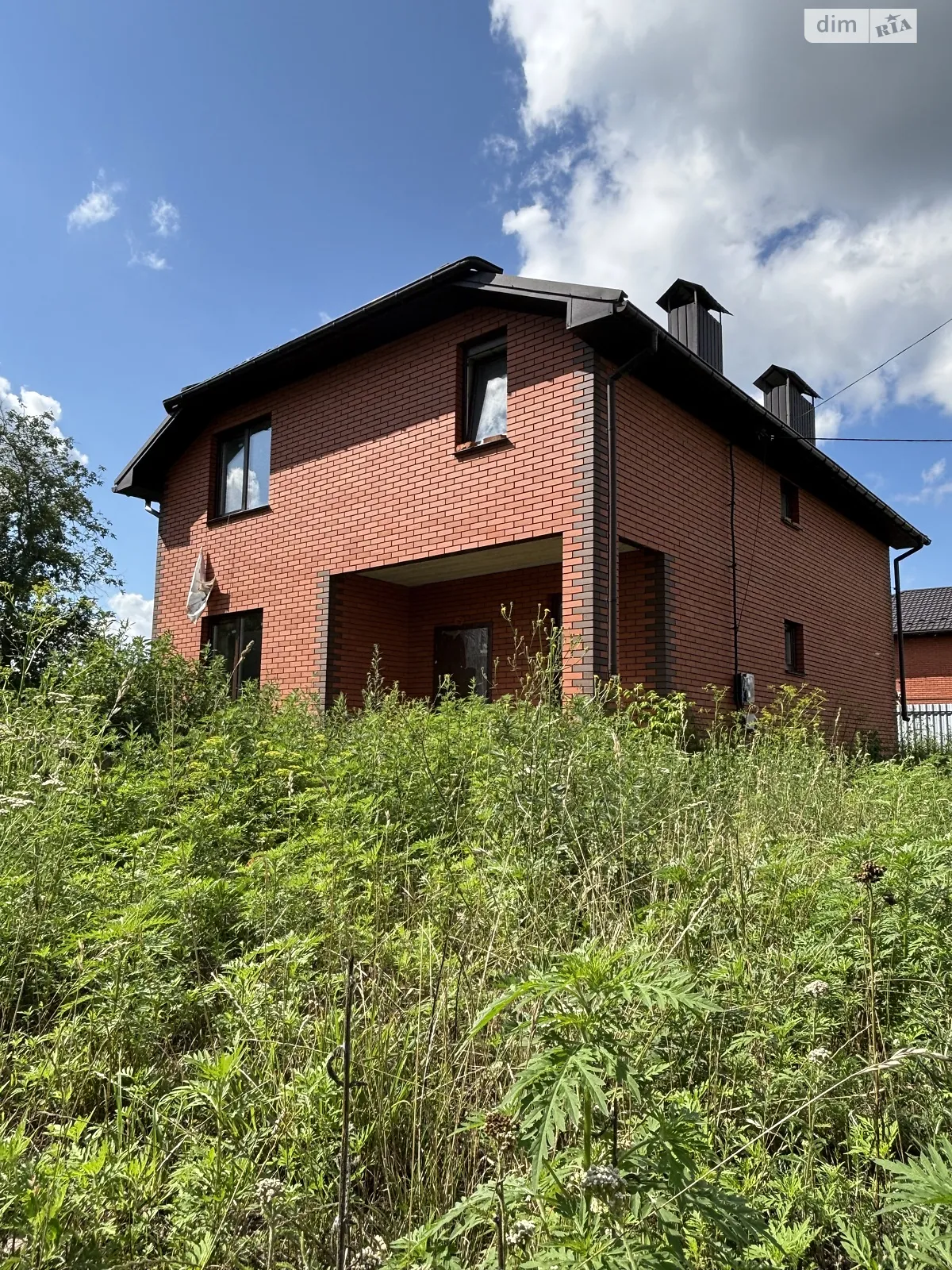 Продается дом на 2 этажа 136 кв. м с террасой, цена: 82000 $ - фото 1