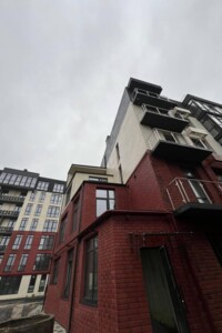 Продаж квартири, Львів, р‑н. Франківський, Генерала Тараса Чупринки вулиця, буд. 130