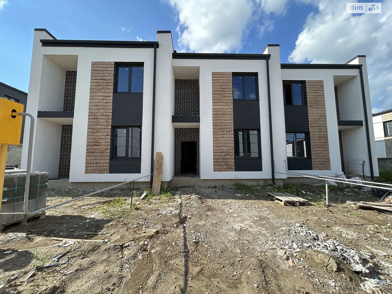 ул. Кулика и Гудачека(Макарова) Авторынок Ровно, цена: 57000 $ - фото 1