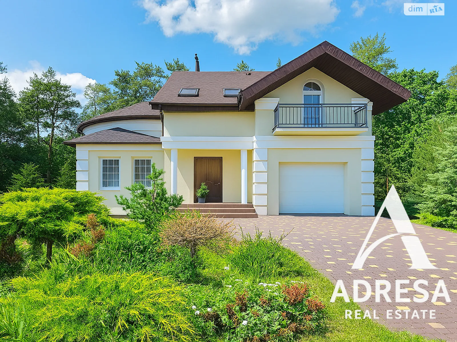 Продается дом на 2 этажа 232.9 кв. м с баней/сауной, цена: 350000 $ - фото 1