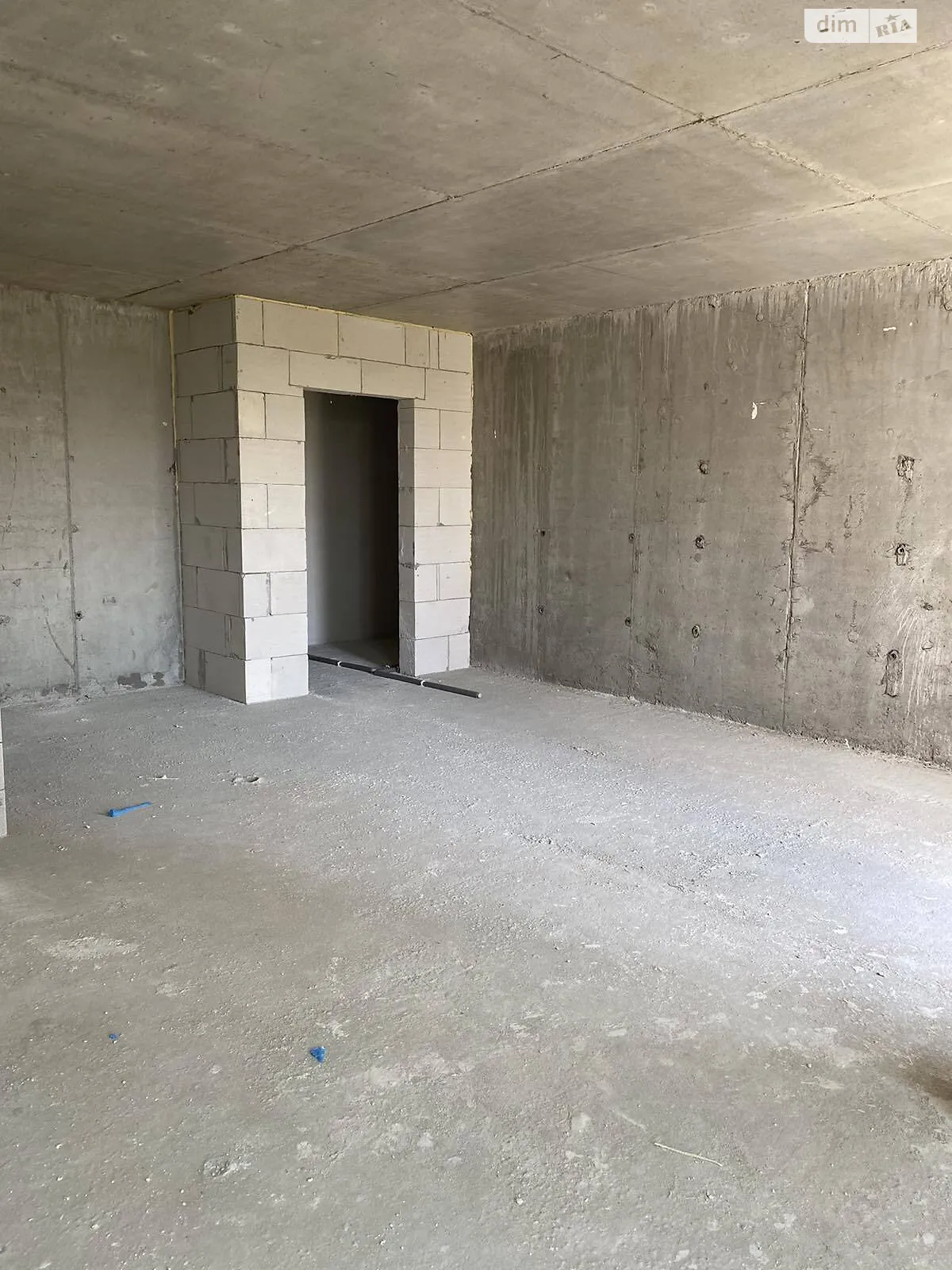 Продається 1-кімнатна квартира 45 кв. м у Івано-Франківську, вул. Героїв Миколаєва(Сєченова), 129 - фото 1