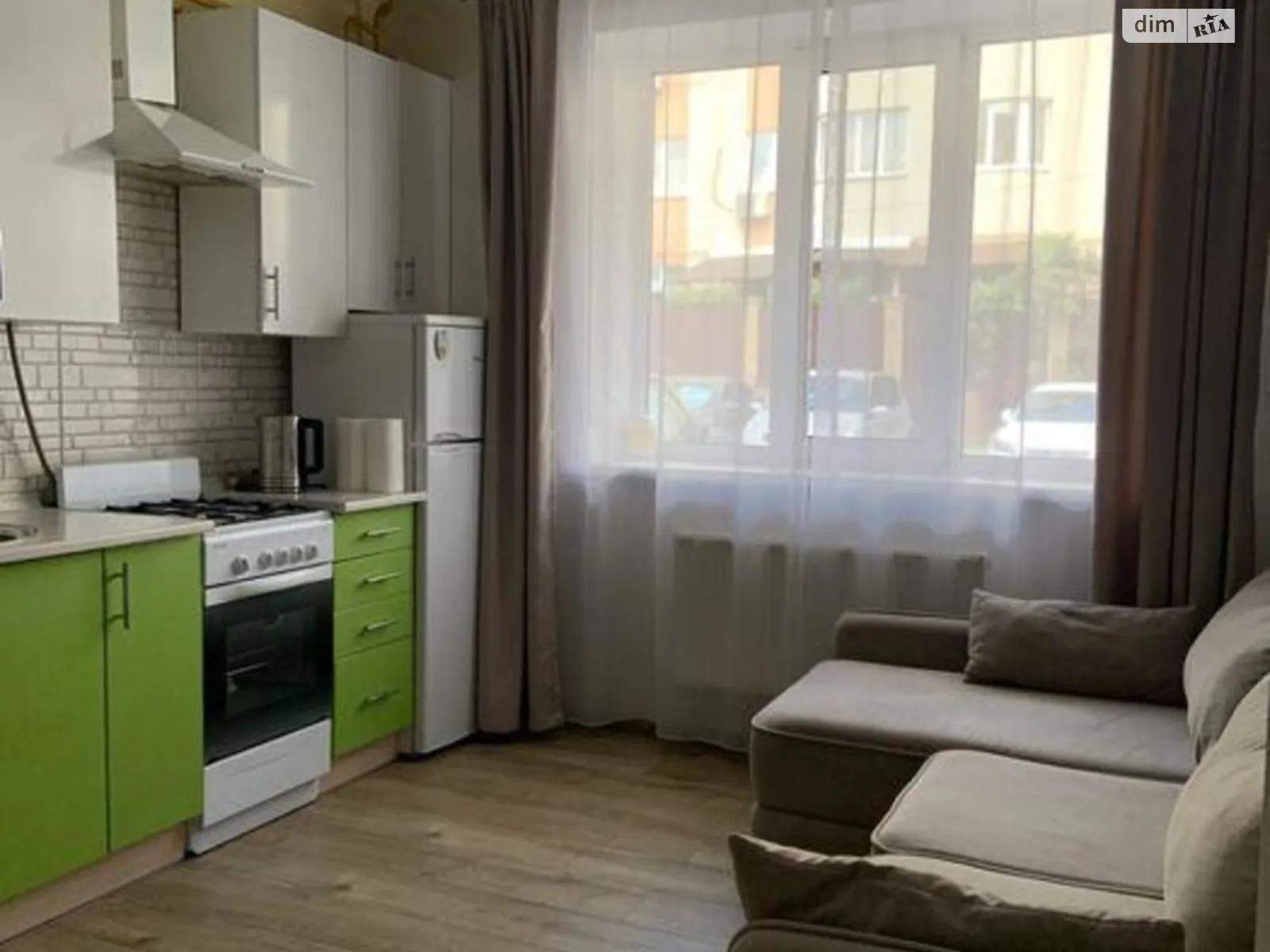 Продается 1-комнатная квартира 37.6 кв. м в Святопетровское, ул. Богдана Хмельницкого, 10 - фото 1