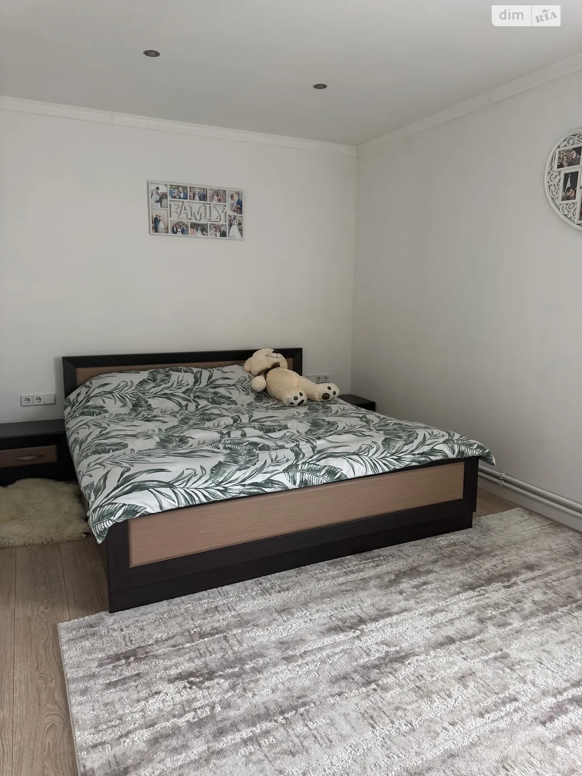 Продается 1-комнатная квартира 47 кв. м в Черновцах, ул. Каштановая, 53А - фото 1