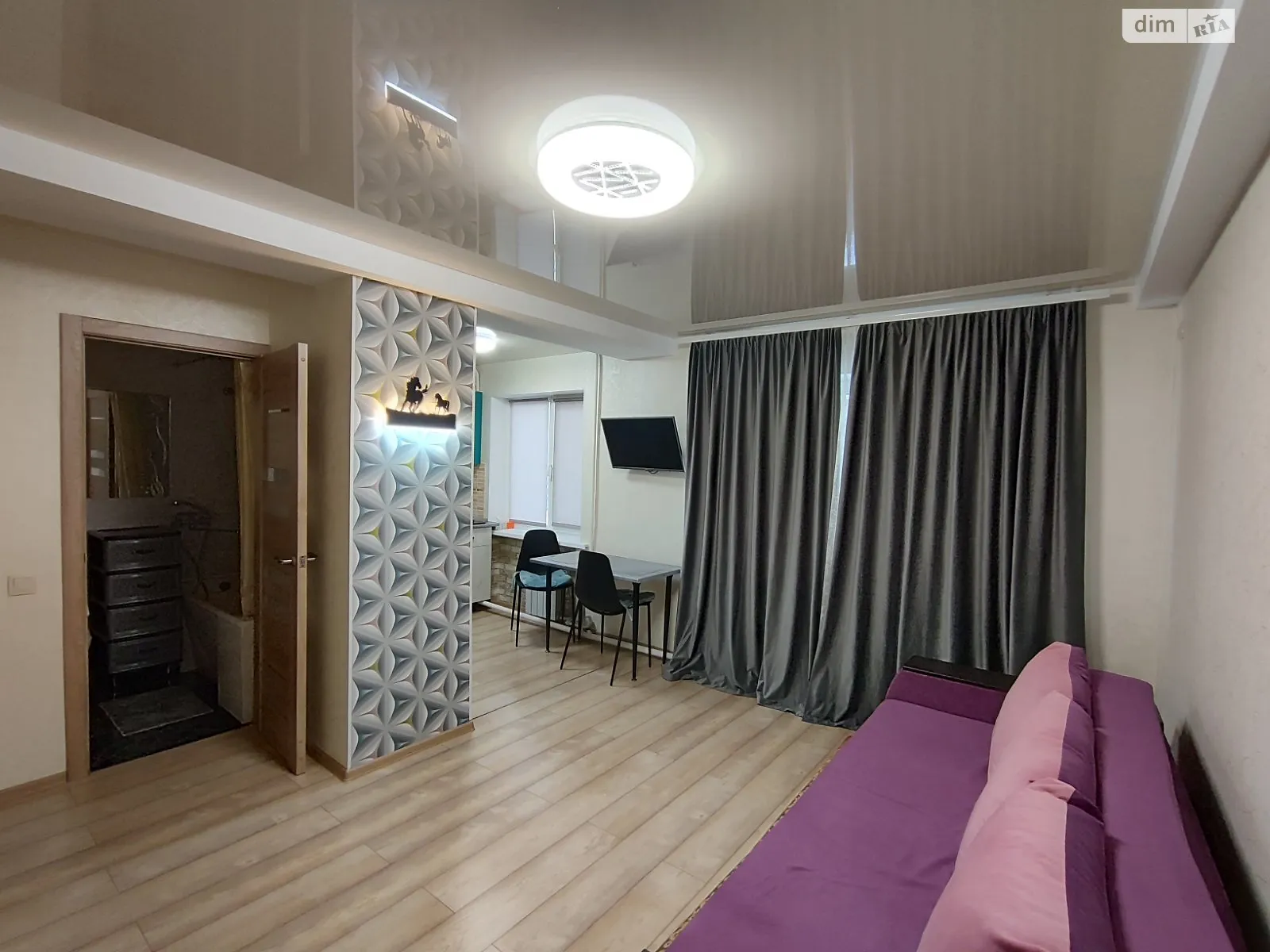 Продается 1-комнатная квартира 25 кв. м в Днепре, ул. Батумская, 12 - фото 1