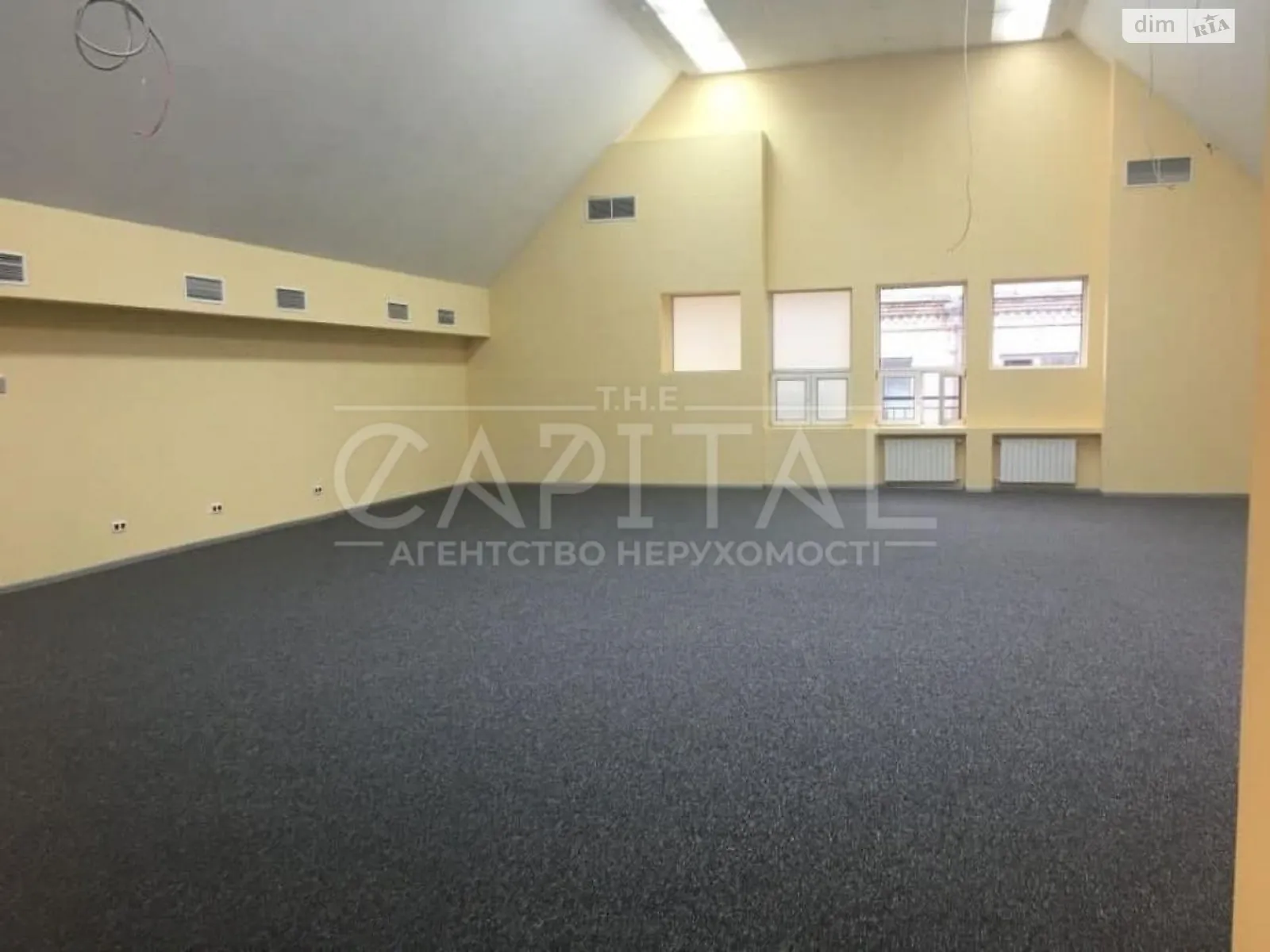 Сдается в аренду офис 476 кв. м в бизнес-центре, цена: 10000 $ - фото 1