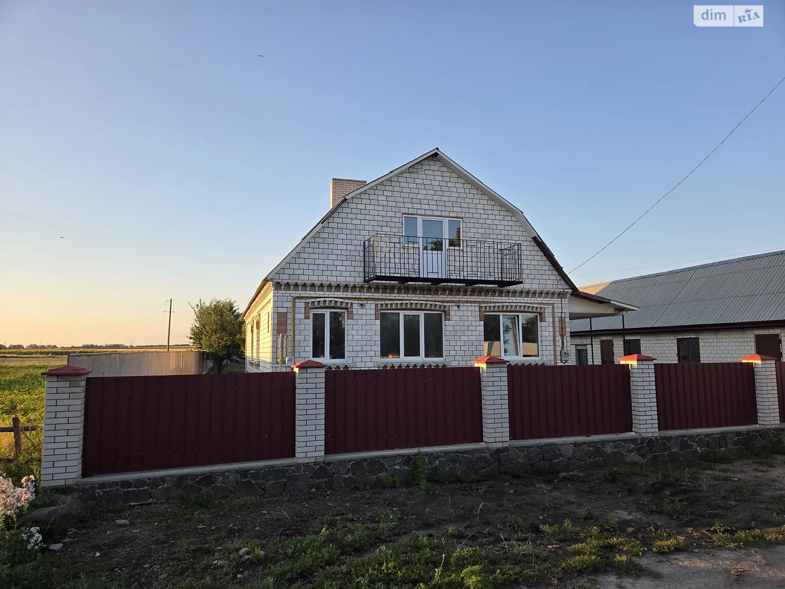 Продается одноэтажный дом 130 кв. м с баней/сауной, цена: 70000 $ - фото 1