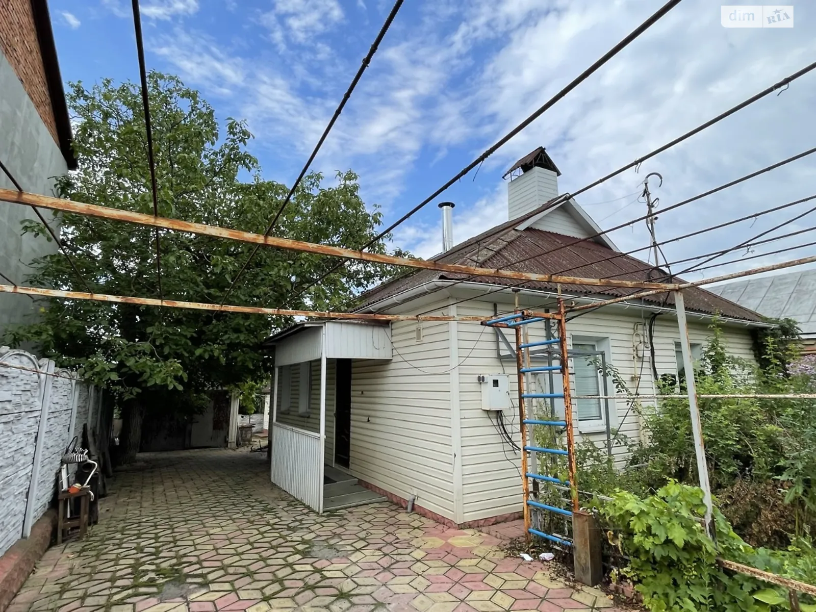 Продается одноэтажный дом 50 кв. м с гаражом, цена: 66500 $ - фото 1