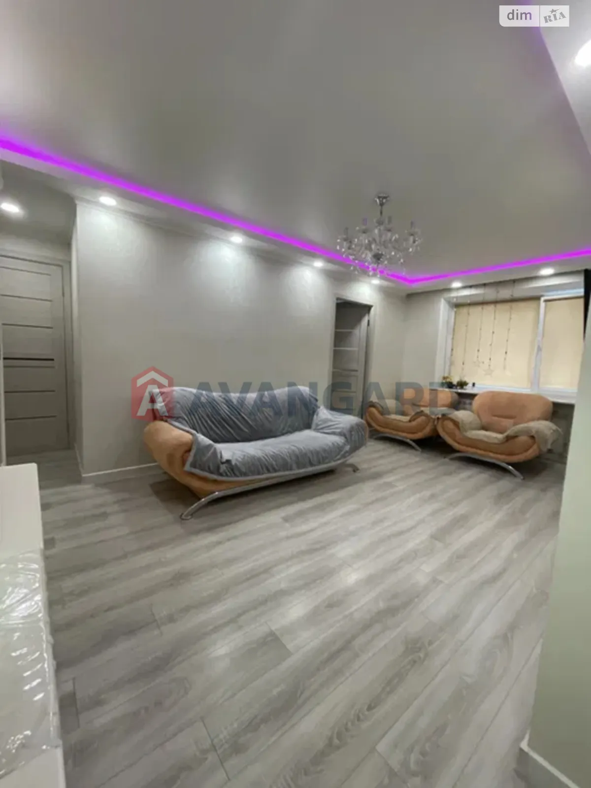 3-комнатная квартира 55 кв. м в Запорожье, ул. Победы, 97 - фото 1