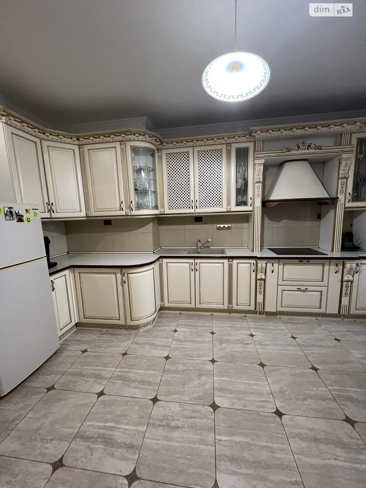 Продается 3-комнатная квартира 119.7 кв. м в Киеве, ул. Голосеевская, 13А - фото 1