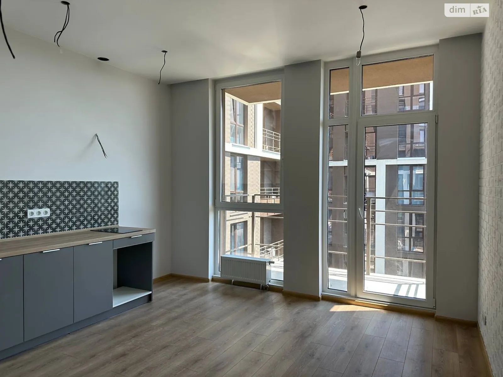 Продается 2-комнатная квартира 70 кв. м в Одессе, ул. Гераневая, 8 - фото 1