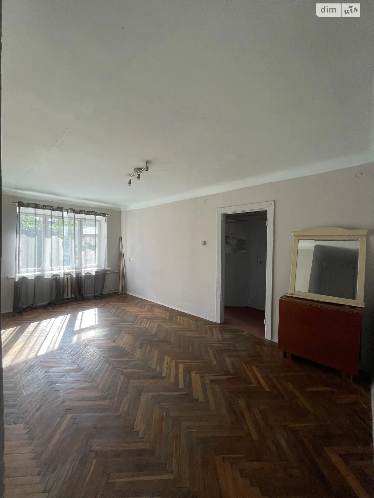 3-комнатная квартира 55 кв. м в Тернополе, ул. Полковника Данила Нечая - фото 1