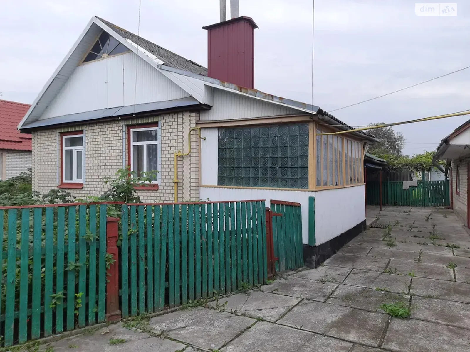 Продается одноэтажный дом 70 кв. м с гаражом, цена: 22000 $ - фото 1