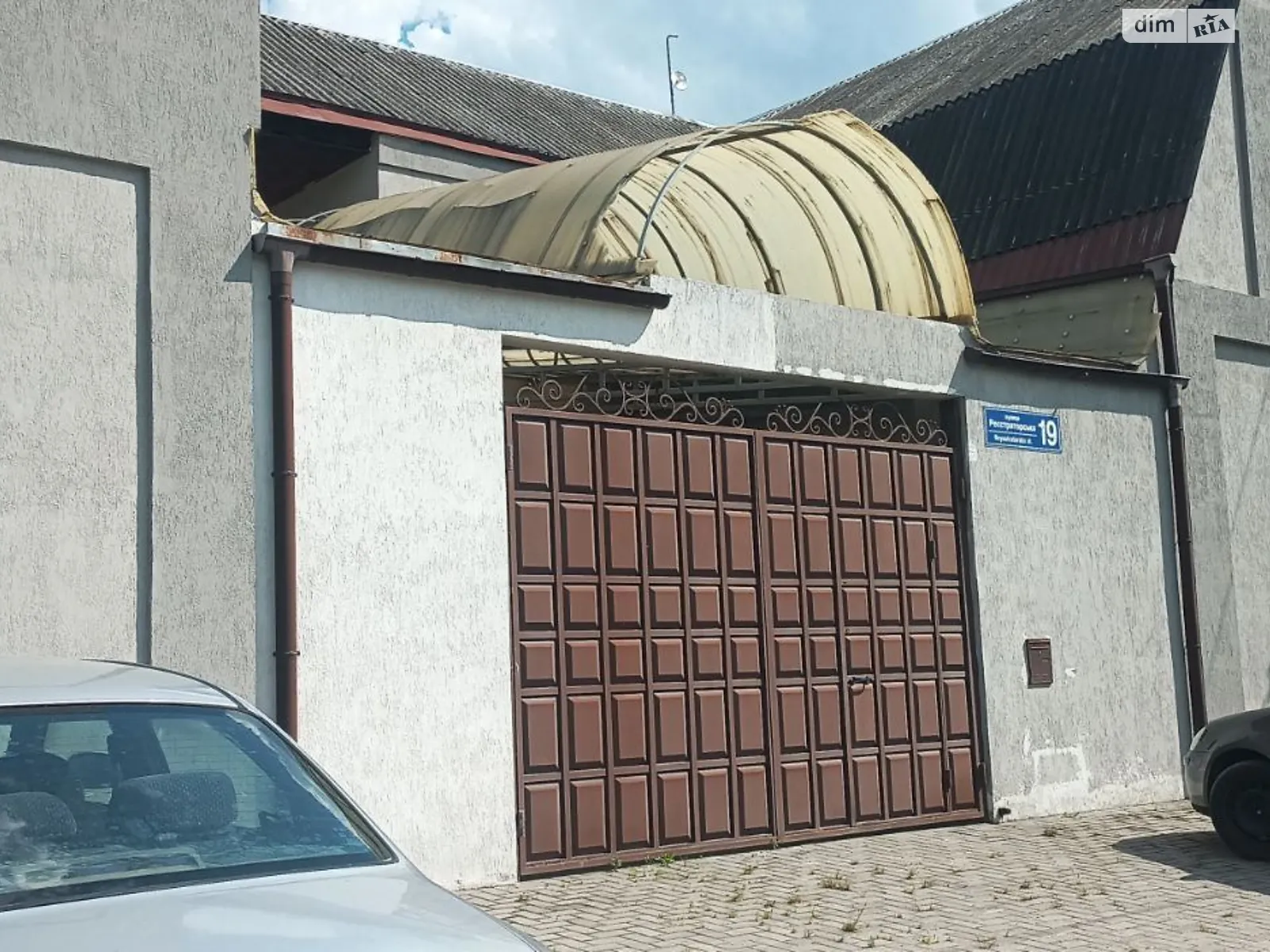 Продается дом на 2 этажа 250 кв. м с мебелью, цена: 380000 $ - фото 1