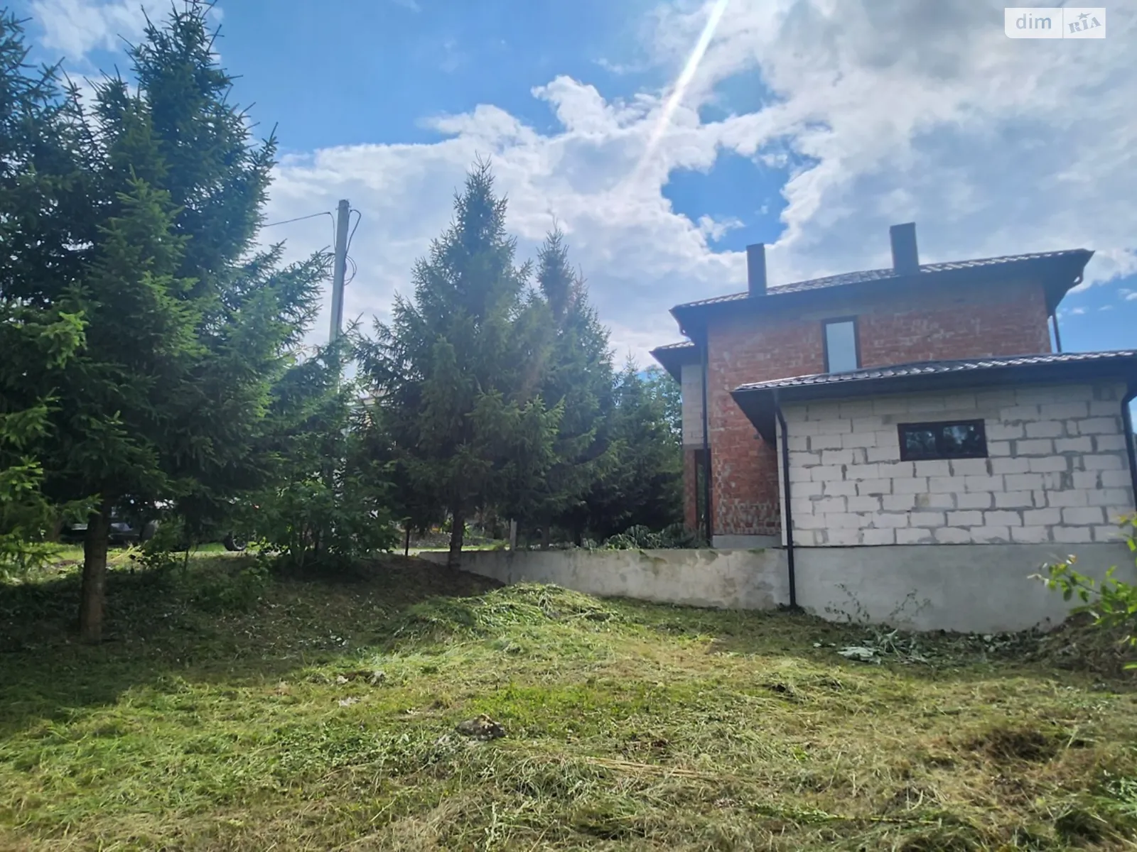 Продается дом на 2 этажа 196 кв. м с террасой, цена: 86000 $ - фото 1
