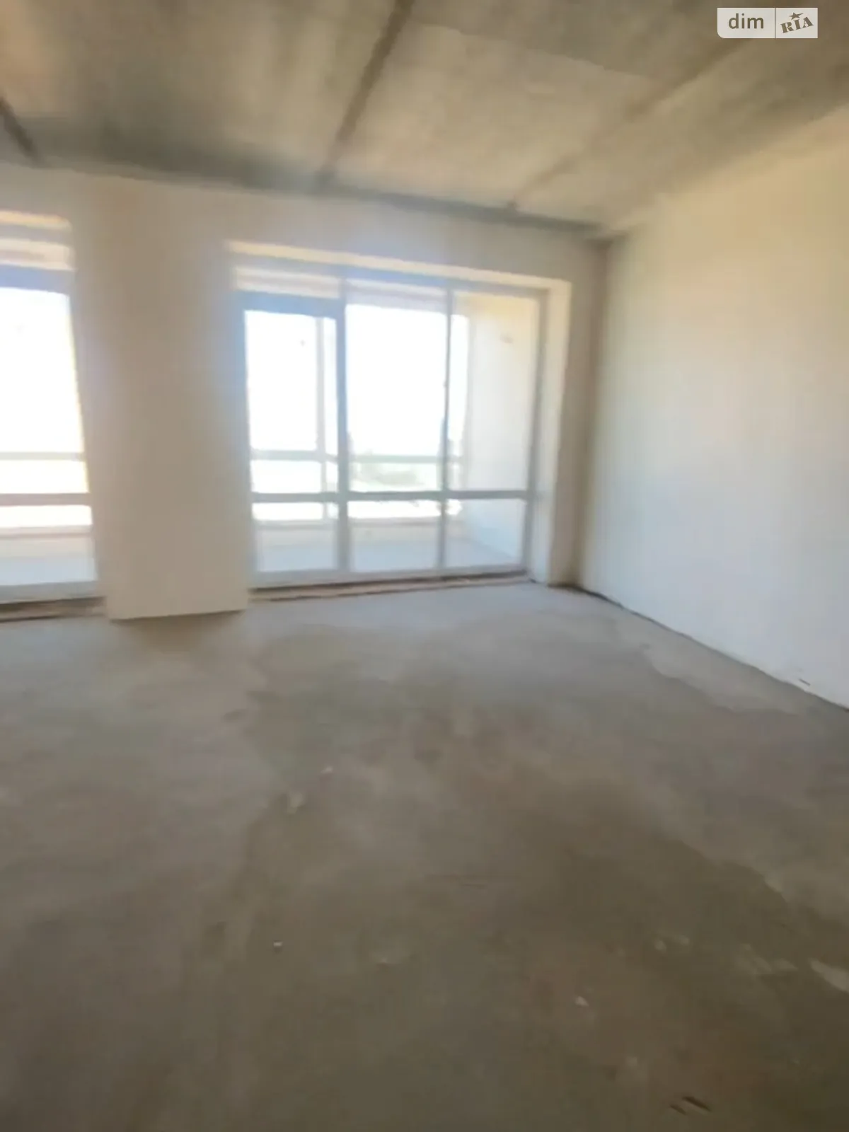 Продается 2-комнатная квартира 72 кв. м в Буче, ул. Ивана Кожедуба, 8А - фото 1