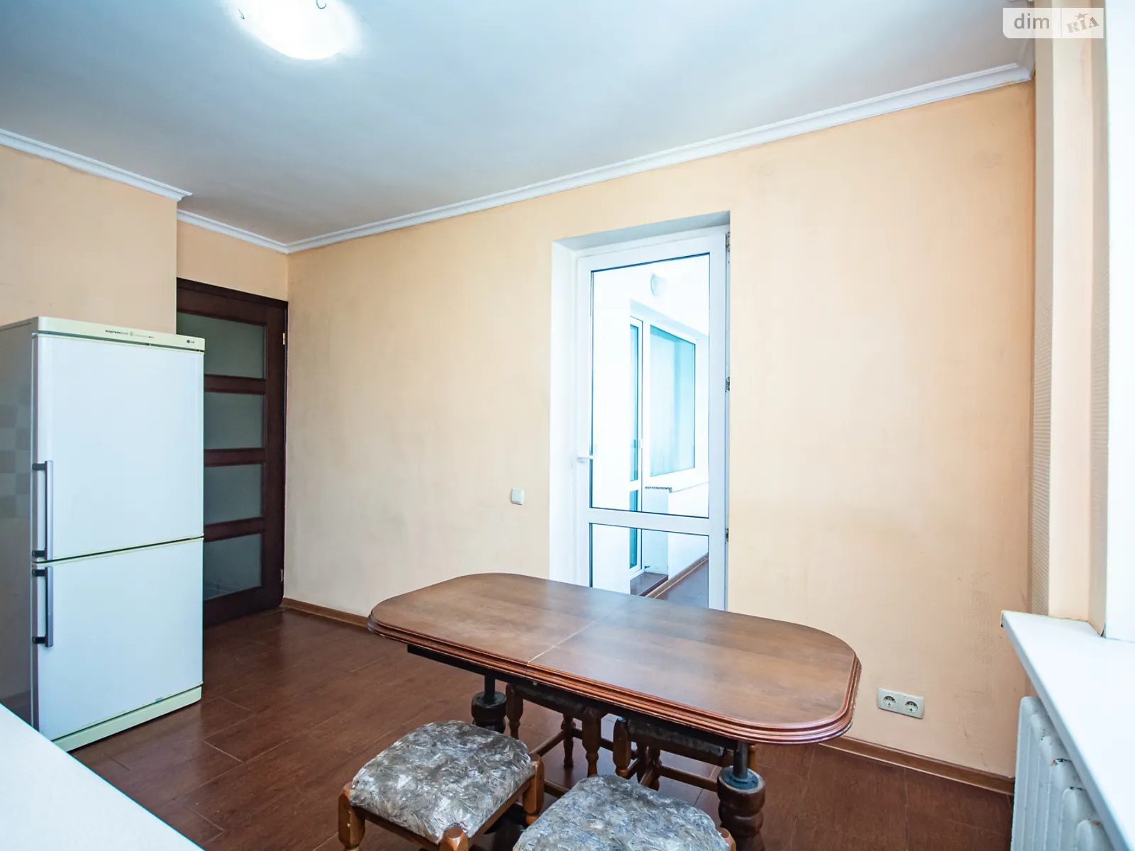 Продается 3-комнатная квартира 107 кв. м в Киеве, бул. Дарницкий, 8 - фото 1