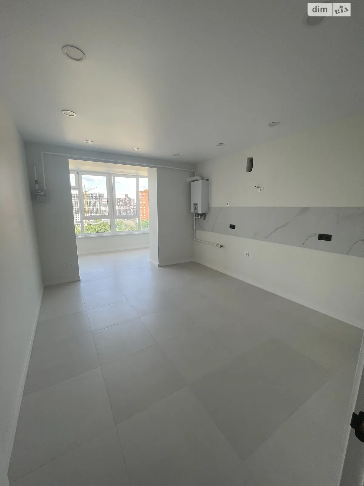 Продается 2-комнатная квартира 72 кв. м в Хмельницком, ул. Гетьманская, 1 - фото 1