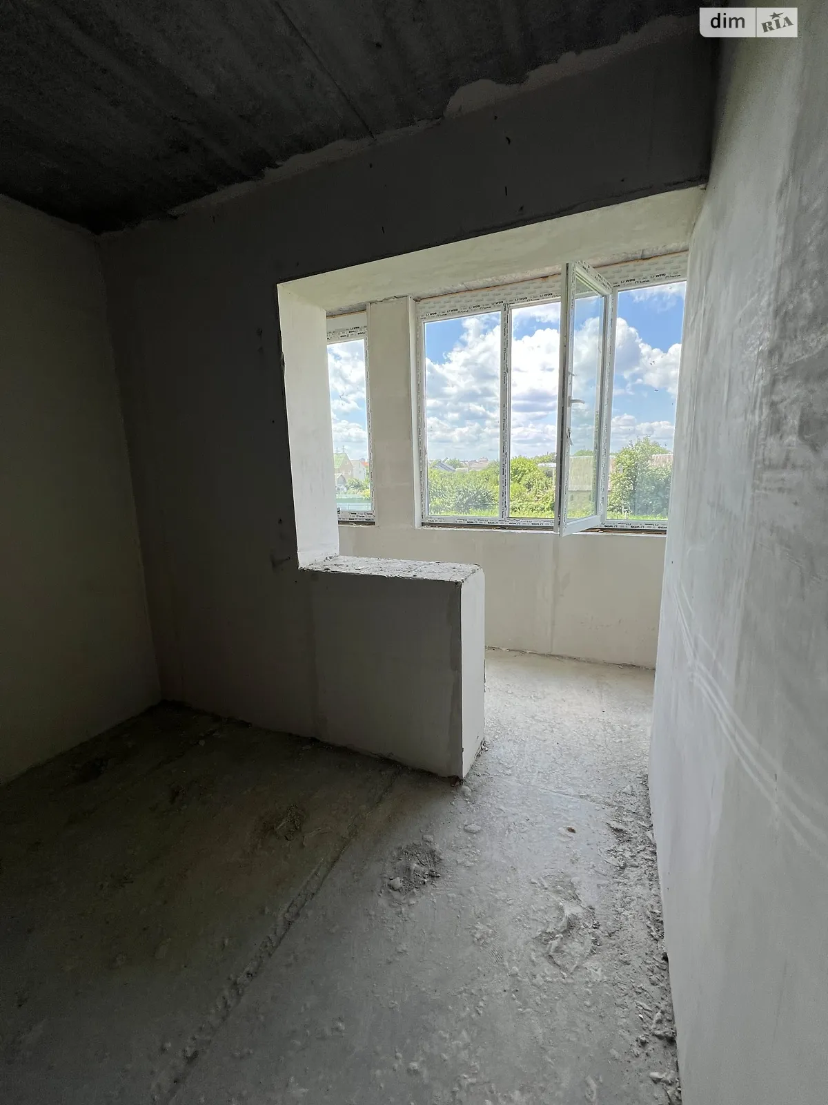 Продается 1-комнатная квартира 46 кв. м в Буче, ул. Яблонская, 316Д - фото 1