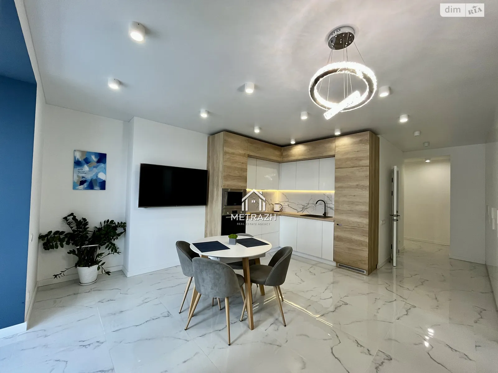 Продается 1-комнатная квартира 54 кв. м в Харькове, ул. Рогатинская Левада, 10 - фото 1