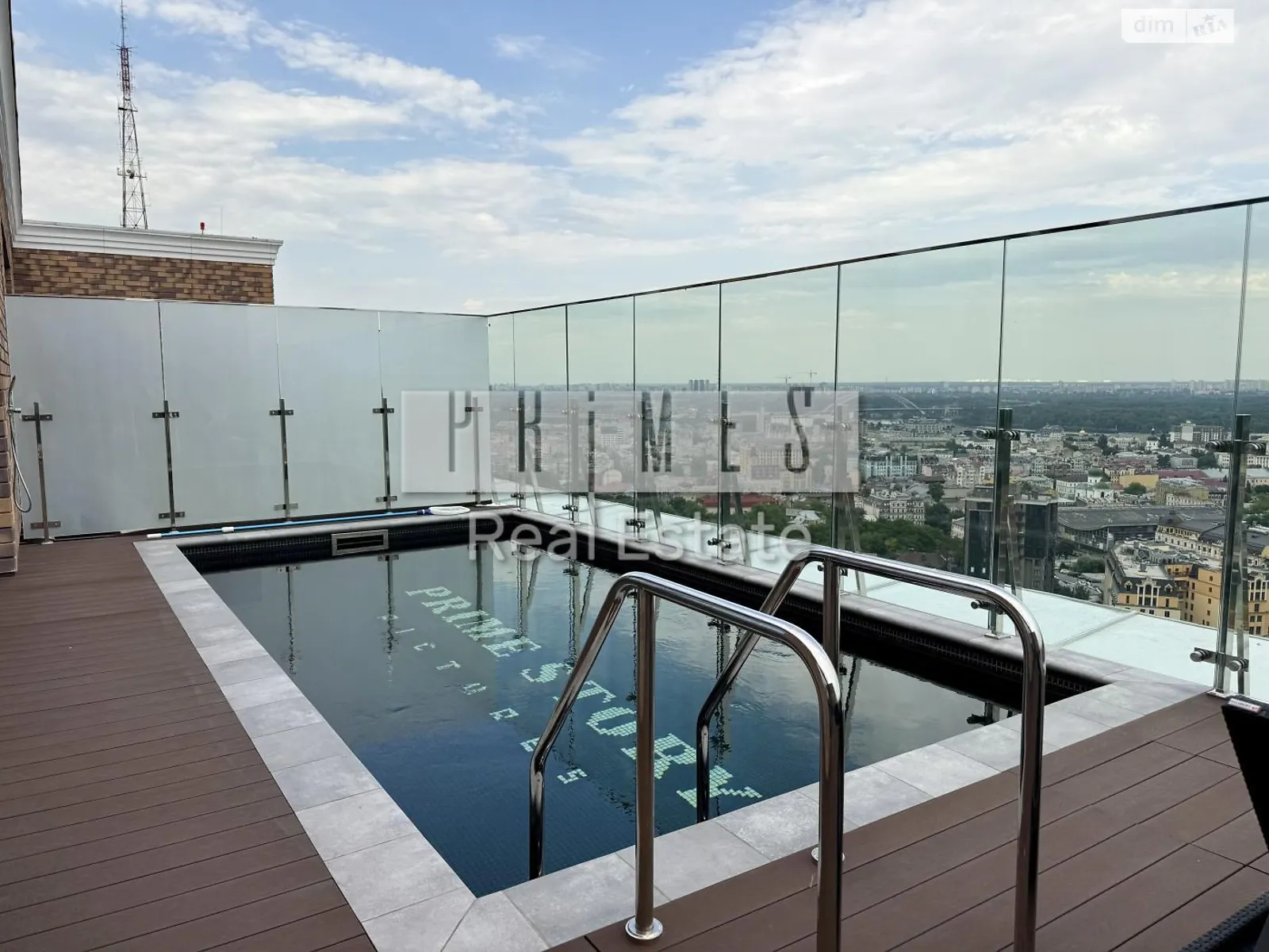 Сдается в аренду офис 187.2 кв. м в бизнес-центре, цена: 4900 $ - фото 1