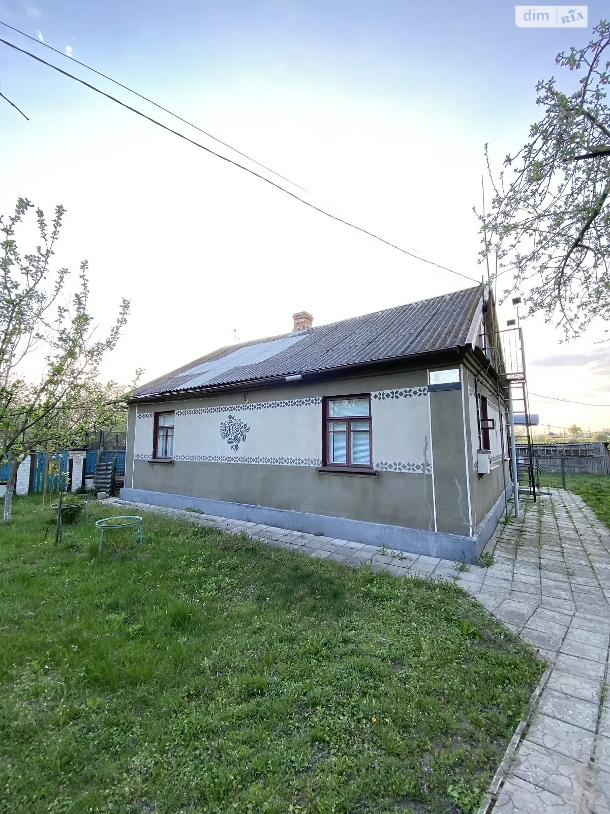 Продається одноповерховий будинок 118 кв. м з подвалом, цена: 35500 $ - фото 1