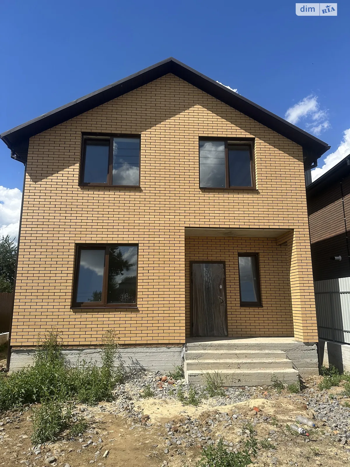 Продается дом на 2 этажа 125 кв. м с бассейном, цена: 110000 $ - фото 1