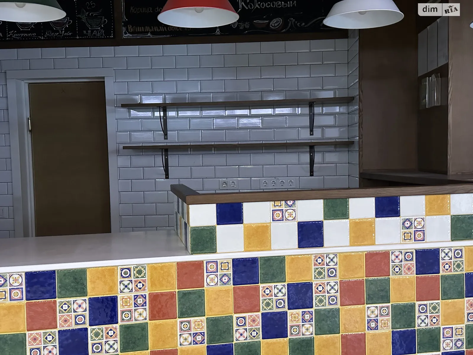 Здається в оренду приміщення вільного призначення 25 кв. м в 8-поверховій будівлі, цена: 250 $ - фото 1