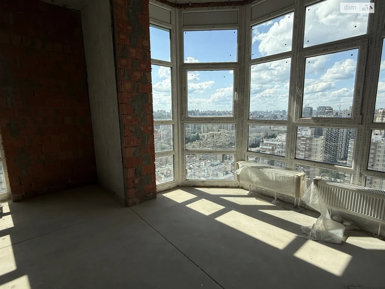 Продается 1-комнатная квартира 51.9 кв. м в Киеве, ул. Саперное Поле, 14/55 - фото 1