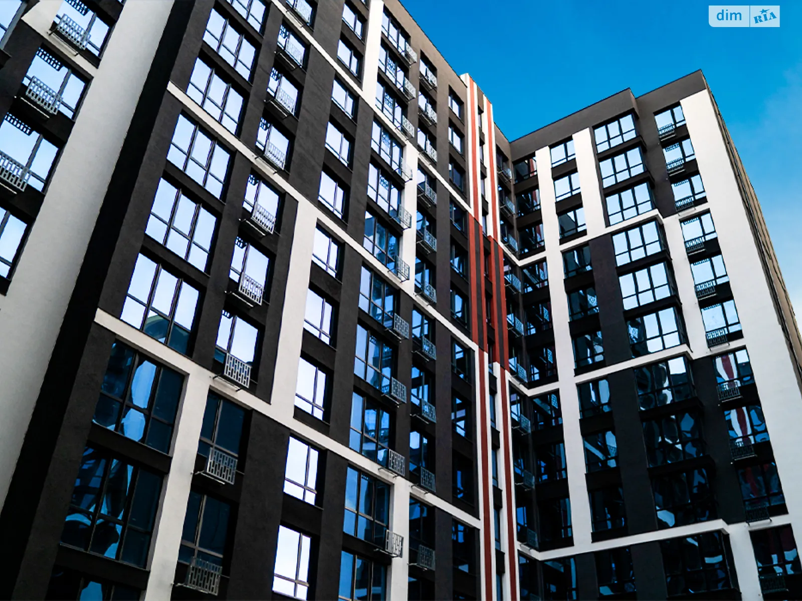 Продается 2-комнатная квартира 65 кв. м в Ивано-Франковске, ул. Вовчинецька, 94 - фото 1