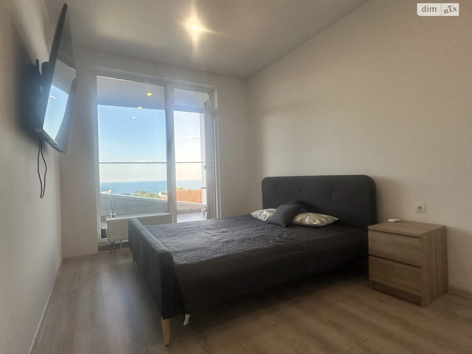 Здається в оренду 1-кімнатна квартира 50 кв. м у Одесі, вул. Валерія Самофалова, 20 - фото 1