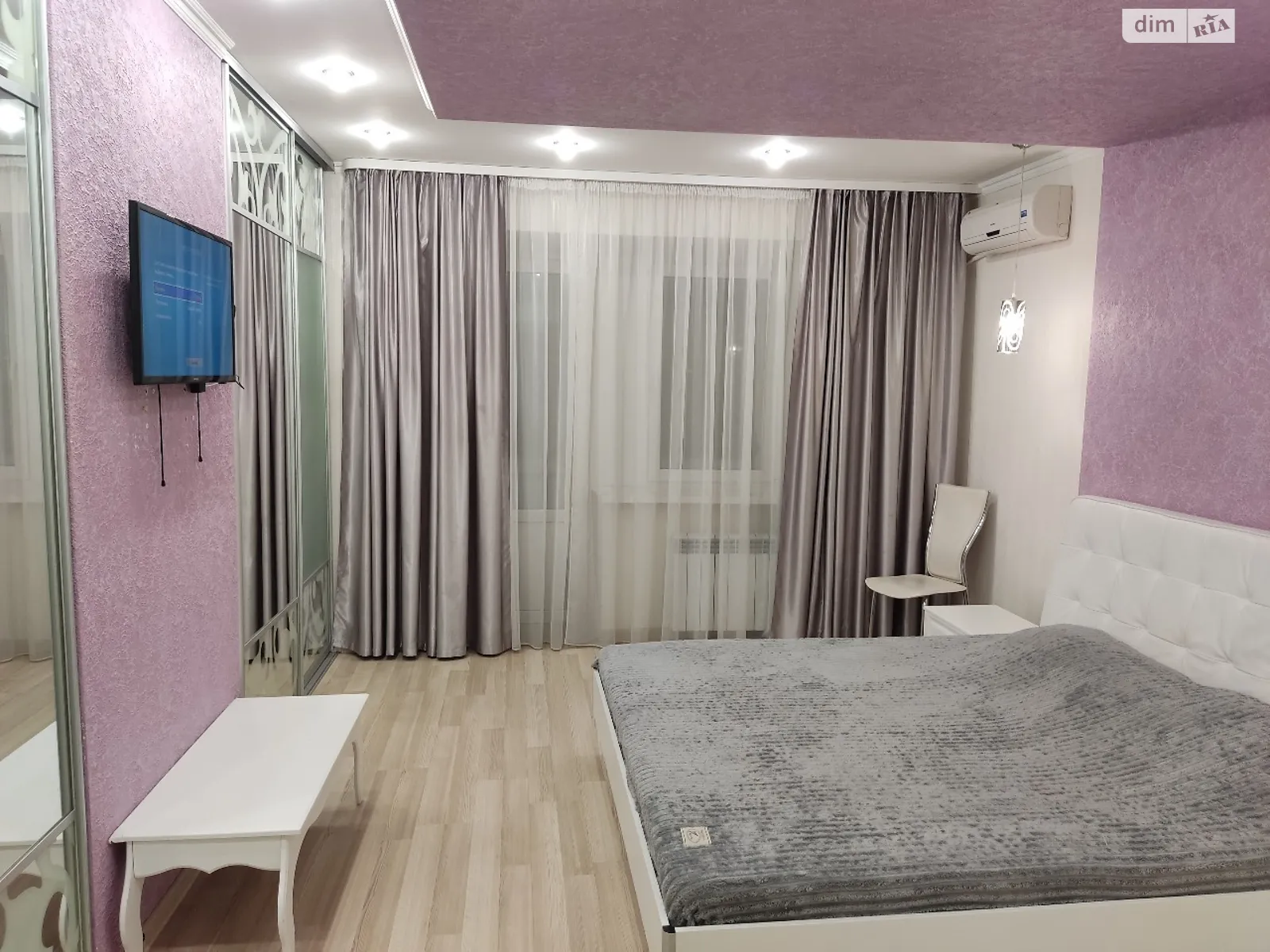 Здається в оренду 2-кімнатна квартира 58 кв. м у Кривому Розі, вул. Соборності(Косіора), 10 - фото 1
