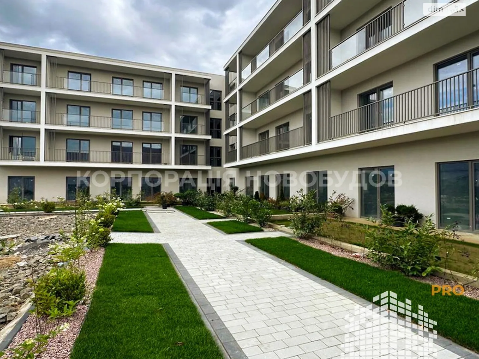 Продается 2-комнатная квартира 68.59 кв. м в Ужгороде, ул. Доманинская - фото 1