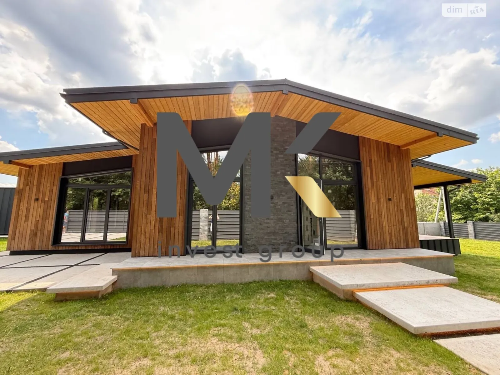 Продается одноэтажный дом 136 кв. м с мансардой, цена: 165000 $ - фото 1