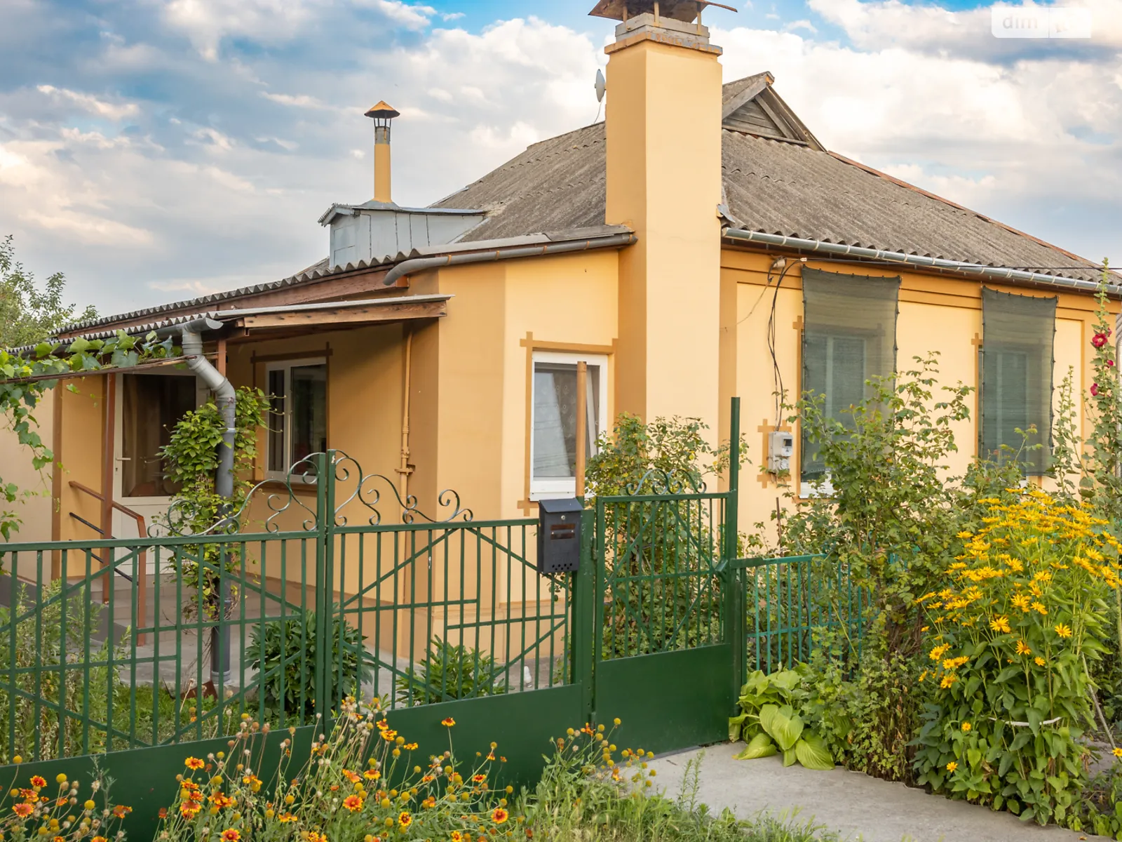 Продается одноэтажный дом 65 кв. м с камином, цена: 37000 $ - фото 1