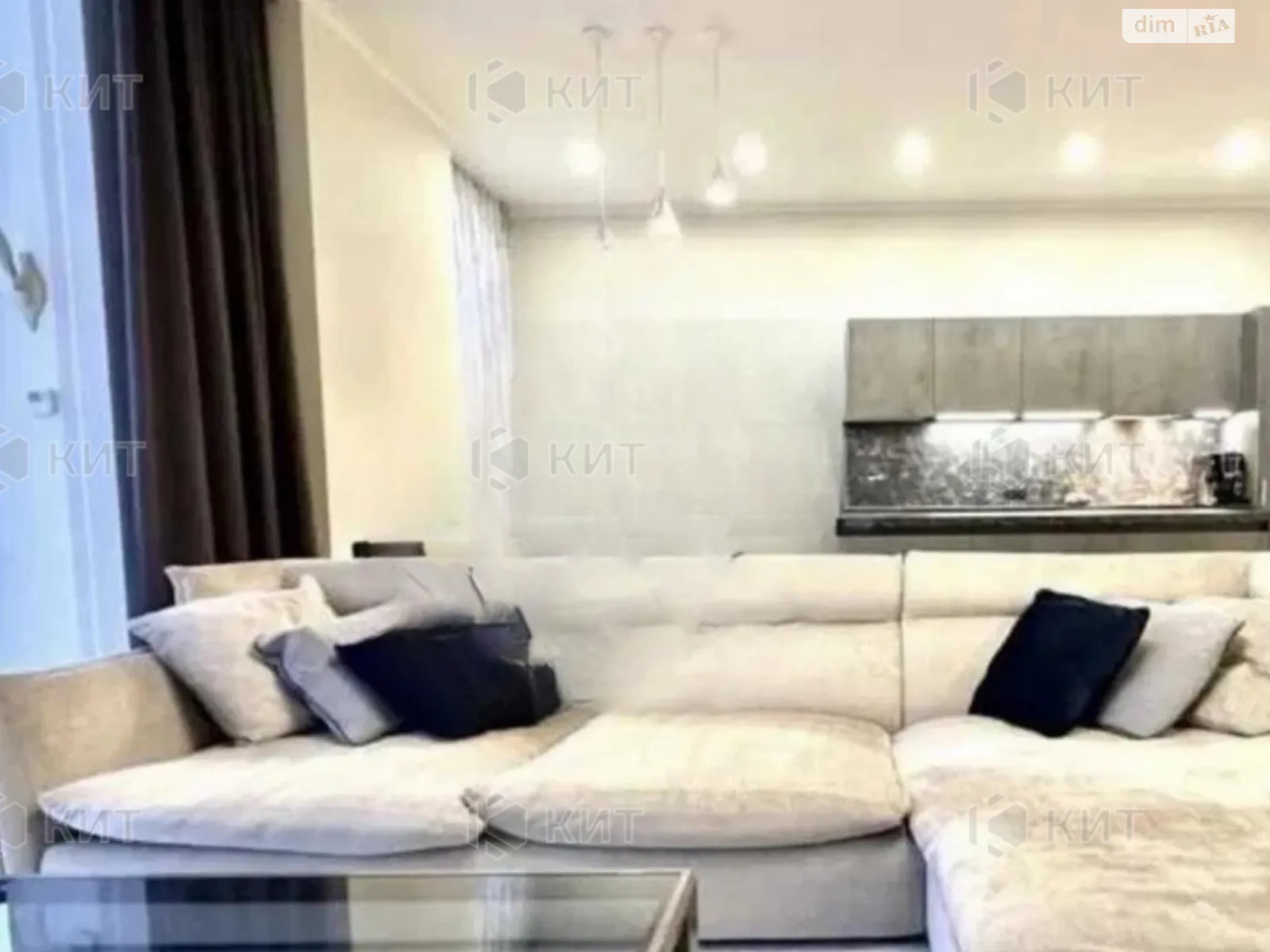 Продается 2-комнатная квартира 110 кв. м в Харькове, пер. Банный, 1 - фото 1