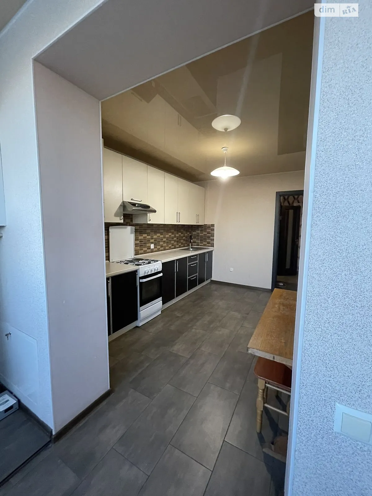 Продается 1-комнатная квартира 45 кв. м в Хмельницком, ул. Кармелюка - фото 1