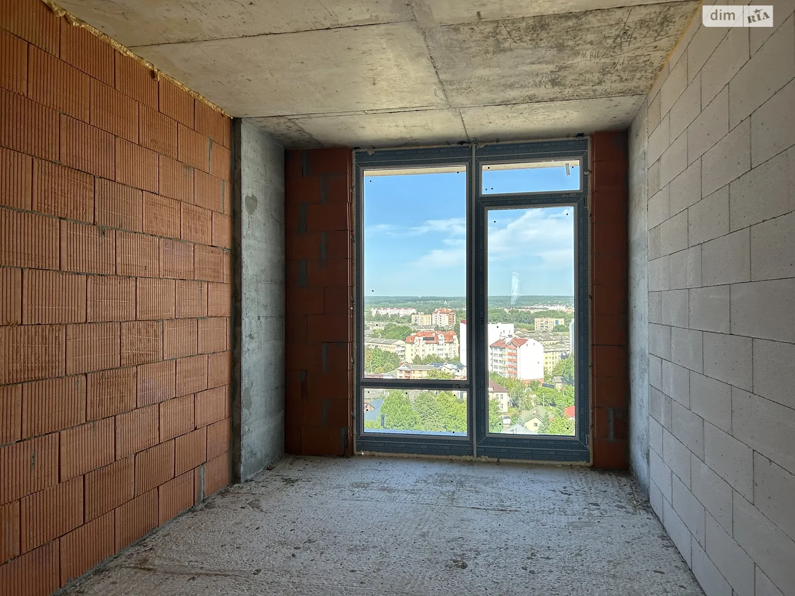 Продается 2-комнатная квартира 69 кв. м в Ивано-Франковске, ул. Юліана Пелеша(Крайковского), 11 - фото 1