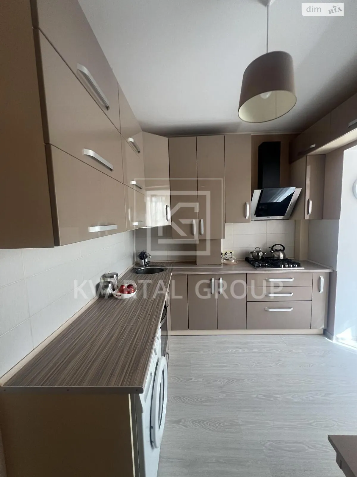 Продается 1-комнатная квартира 37.8 кв. м в Ворзеле, ул. Кленовая, 11Б - фото 1