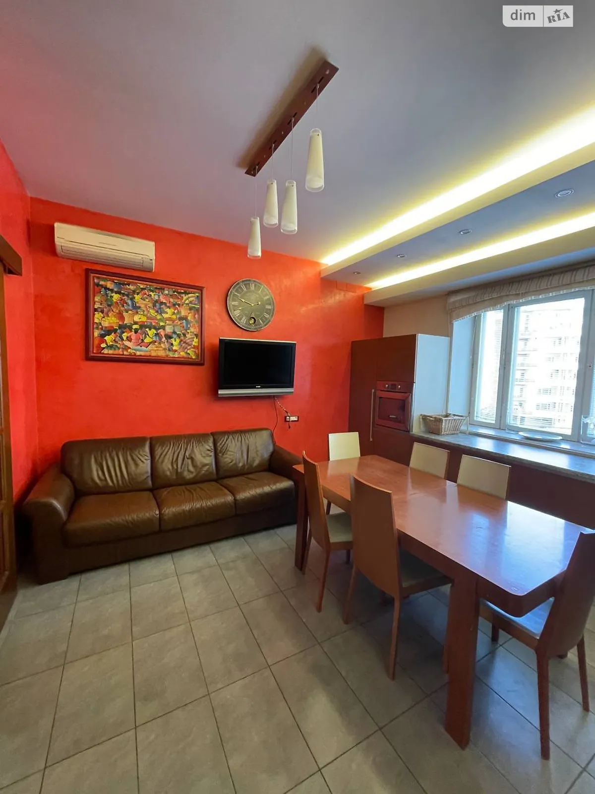 Сдается в аренду 4-комнатная квартира 148 кв. м в Одессе, ул. Успенская, 2/1 - фото 1