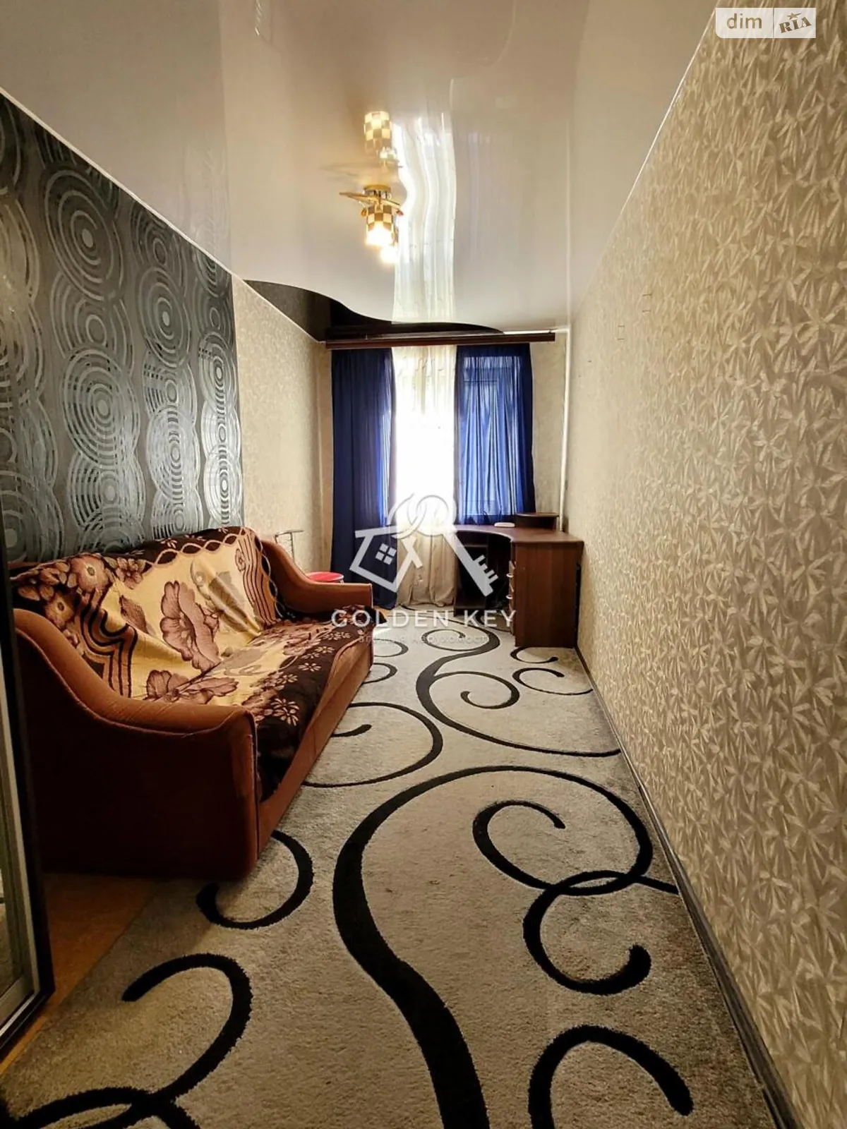 Продается 3-комнатная квартира 57.1 кв. м в Кривом Роге, ул. Степана Тильги(Революционная), 33 - фото 1