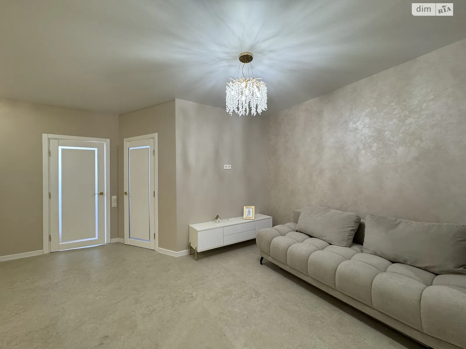 2-комнатная квартира 57 кв. м в Тернополе, ул. Смакулы - фото 1