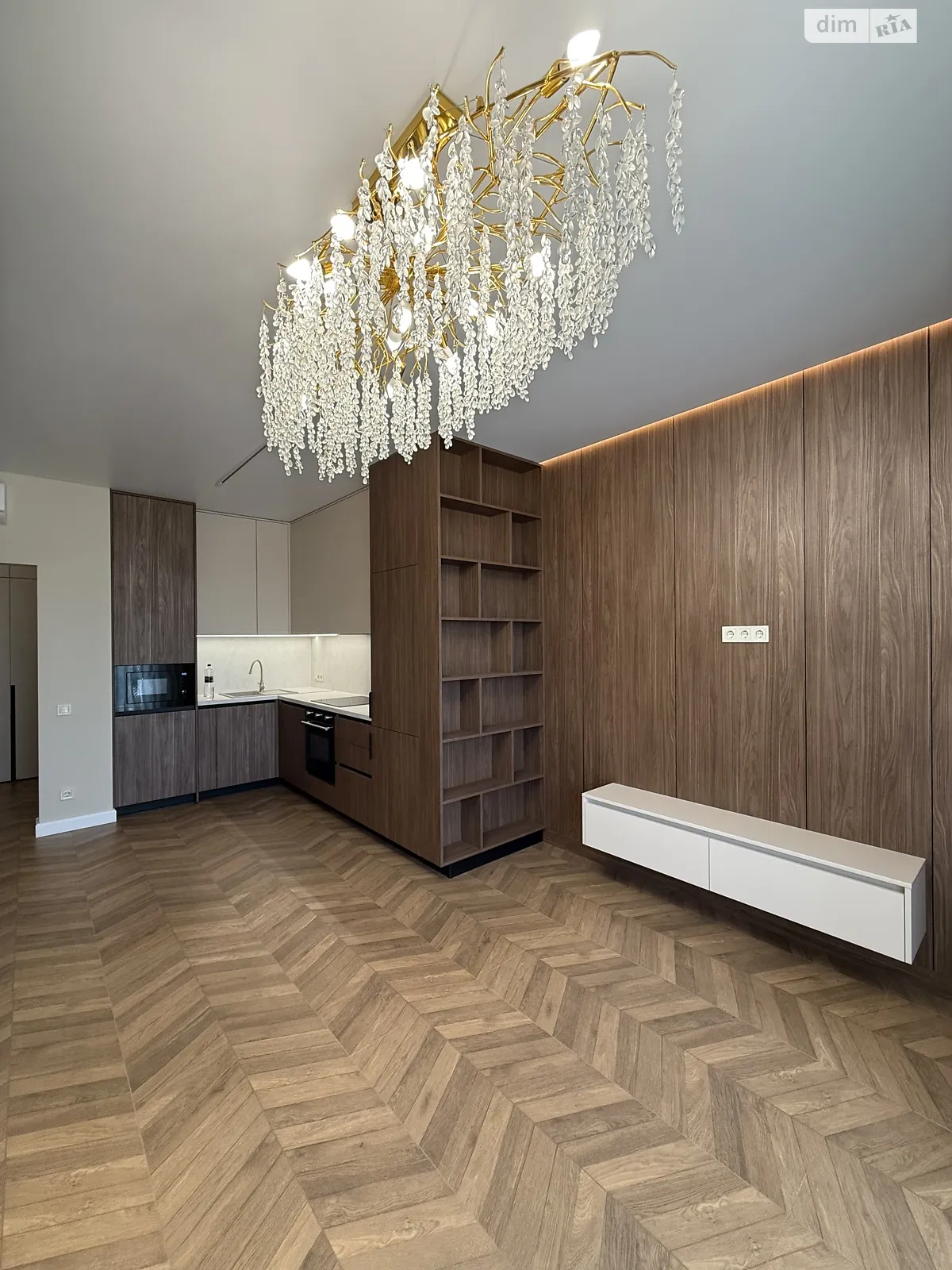 Сдается в аренду 3-комнатная квартира 80 кв. м в Ужгороде, наб. Славянская, 25 - фото 1