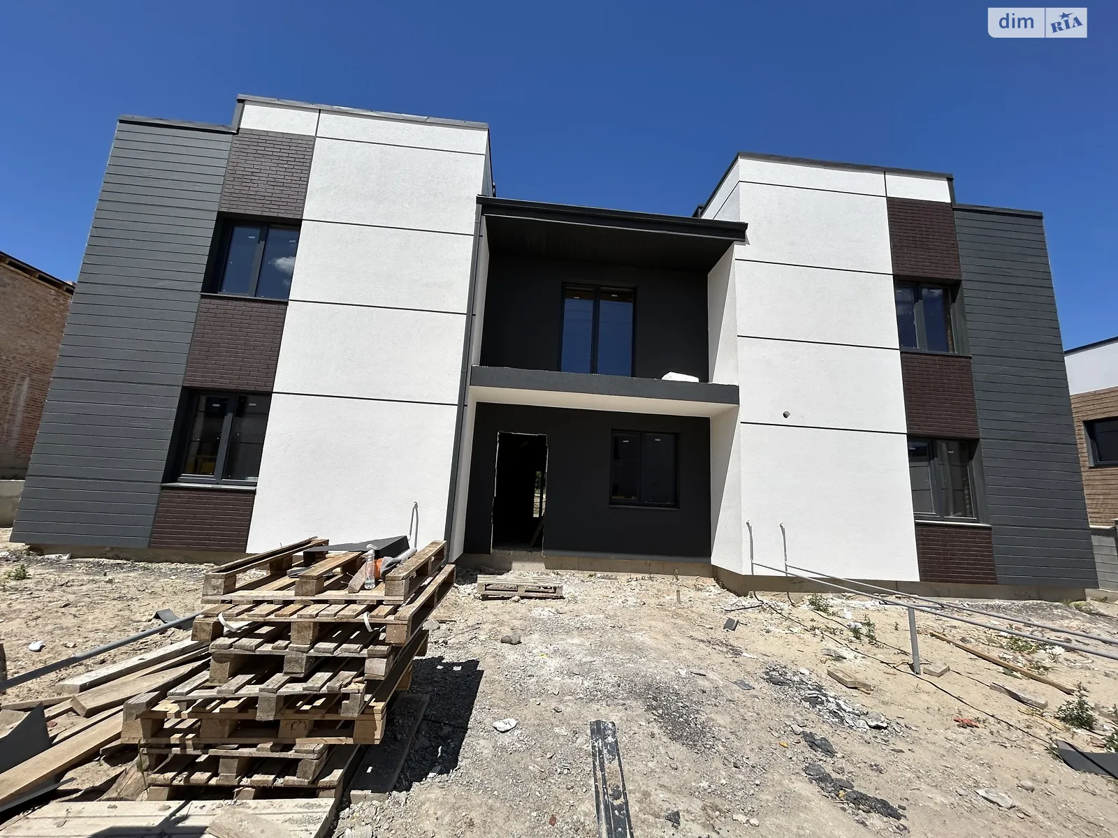 ул. Кулика и Гудачека(Макарова) Авторынок Ровно, цена: 65000 $ - фото 1
