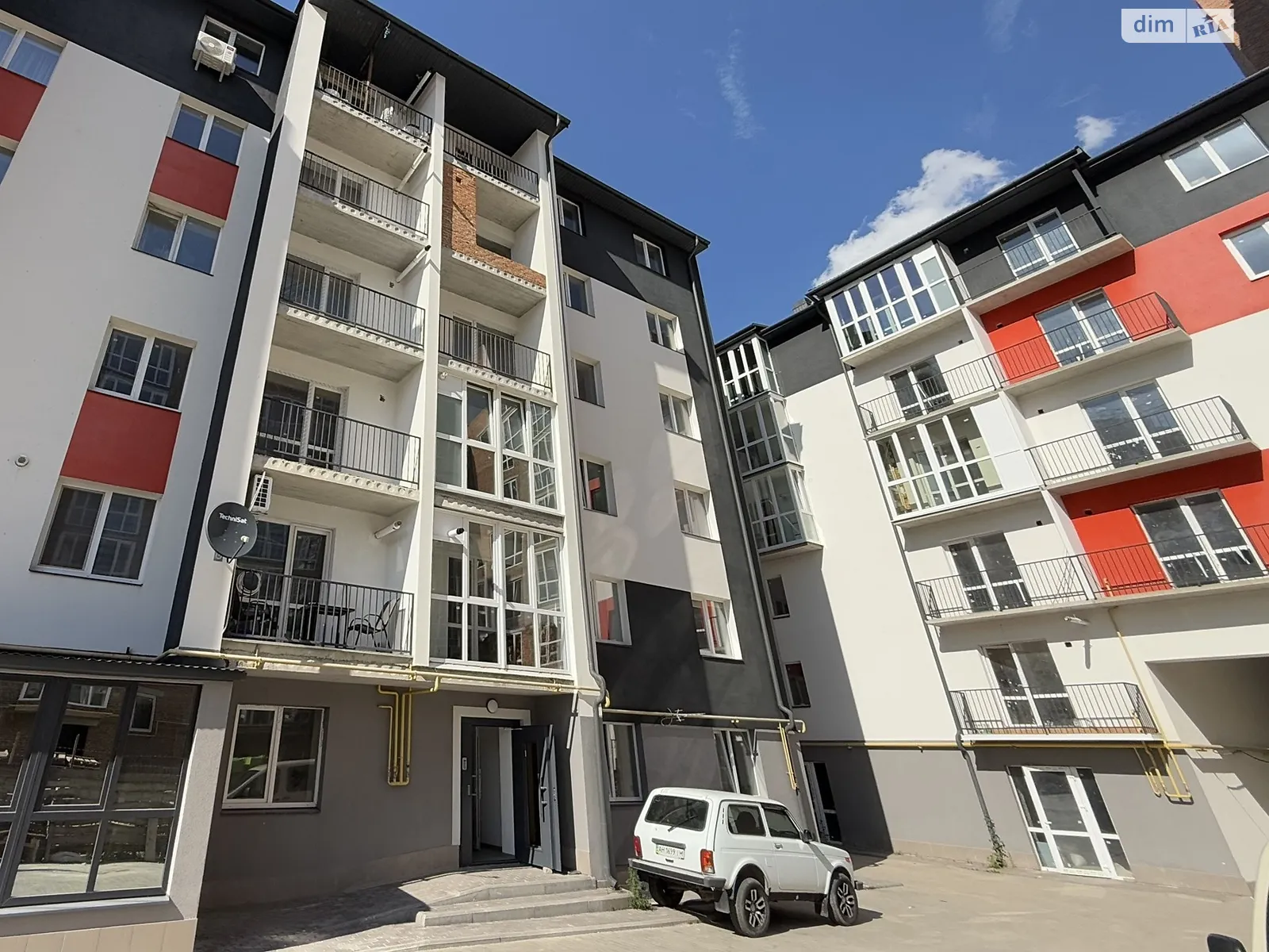 Продается 1-комнатная квартира 56.4 кв. м в Петрикове, ул. Шептицкого - фото 1