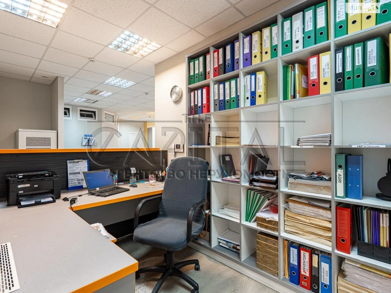 Продается офис 227.3 кв. м в бизнес-центре, цена: 500000 $ - фото 1