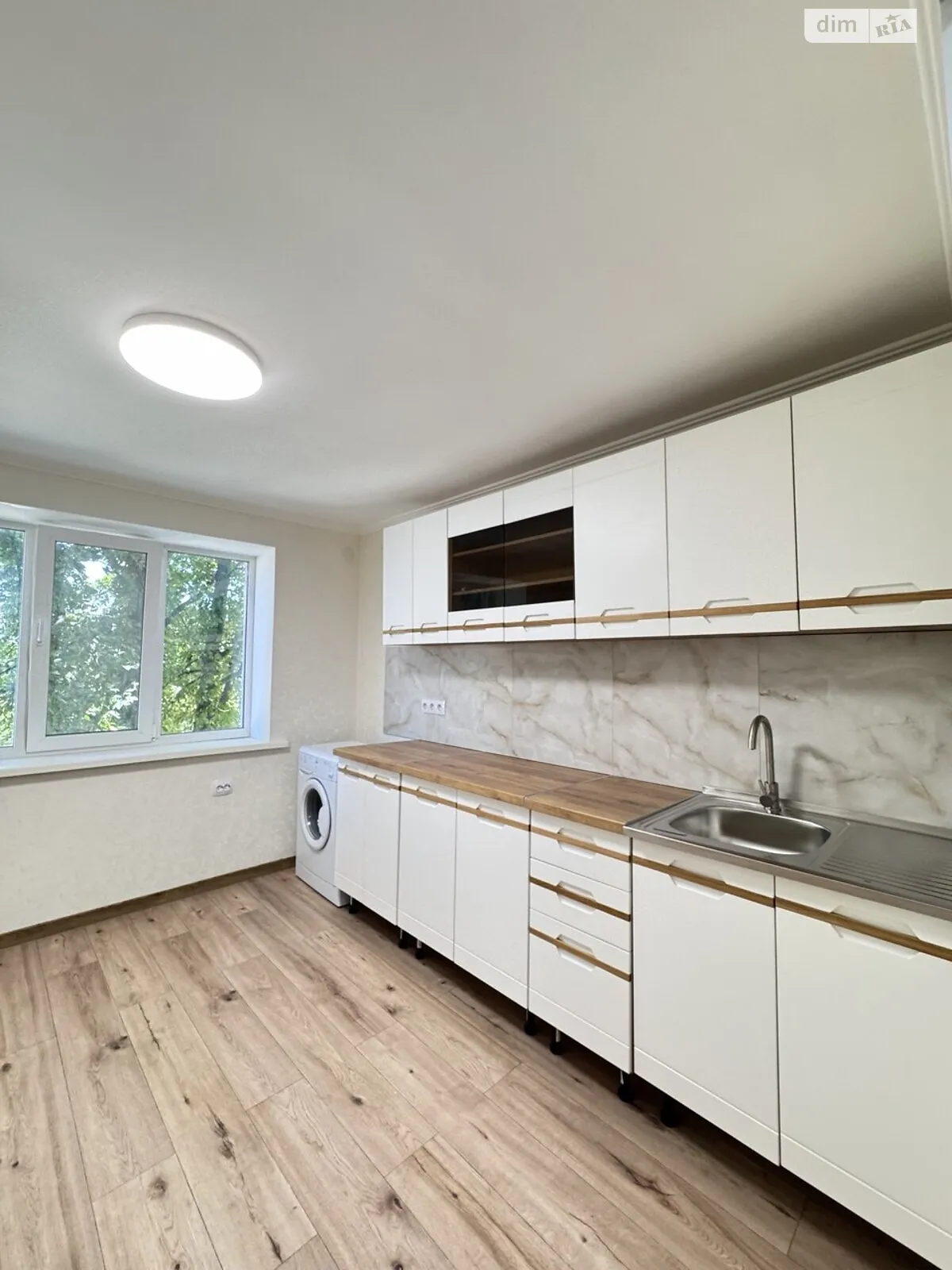 Продается 1-комнатная квартира 36 кв. м в Кропивницком, ул. Севастопольская - фото 1