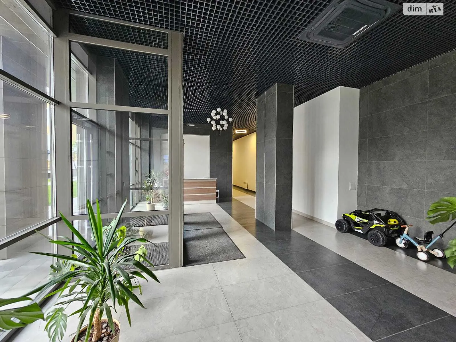 Продается 1-комнатная квартира 55.6 кв. м в Днепре, просп. Науки(Гагарина), 112Б - фото 1