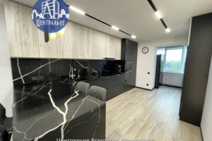 Продаж квартири, Чернівці, р‑н. Першотравневий, Кармелюка Устима вулиця, буд. 110Б